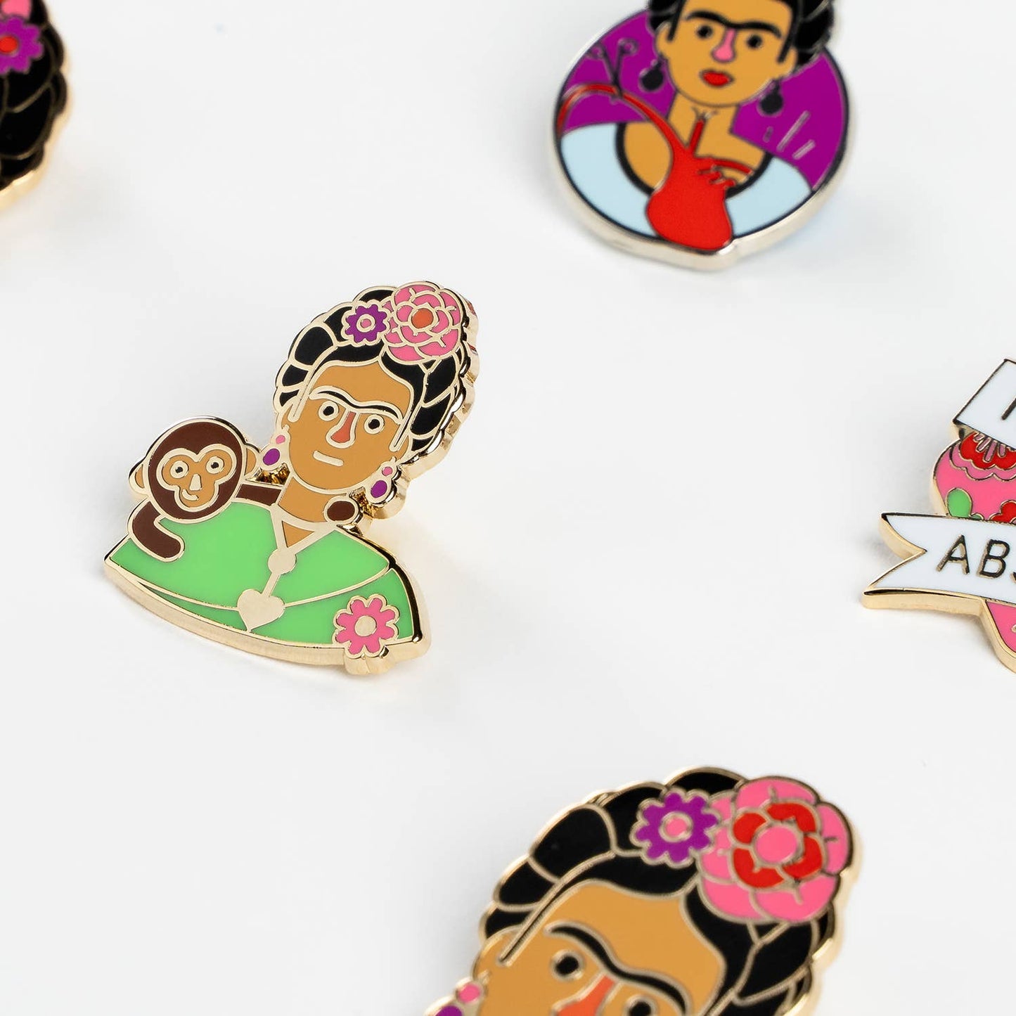 Frida pin with a monkey - Artist Art Gift Paint Mexico Cute
