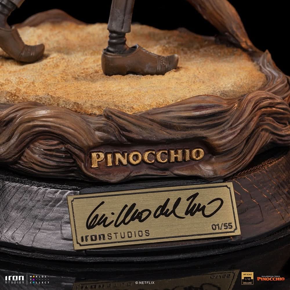 Geppetto & Pinocchio Deluxe Statue (Signed Version) - Pinocchio - Art Scale 1/10 - Iron Studios