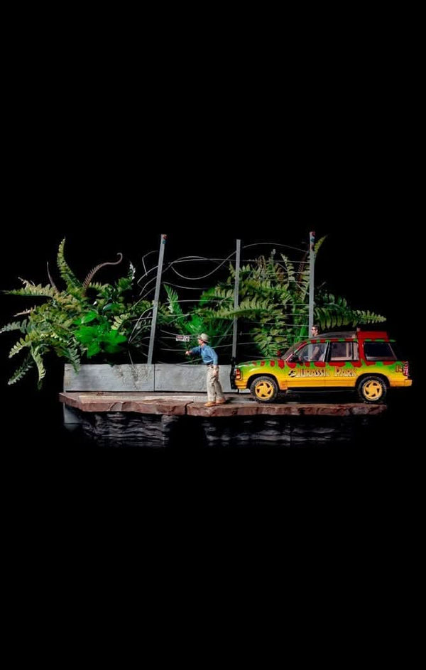T-Rex Attack Statue - Jurassic Park (SET B) - Art Scale 1/10