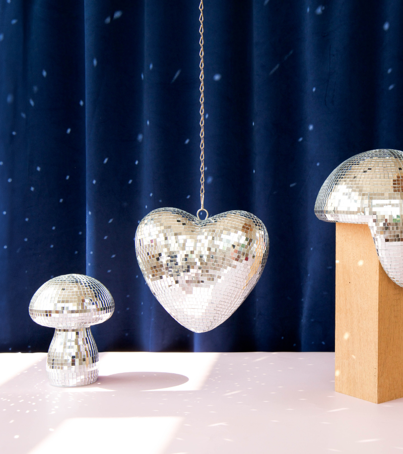 Hanging disco heart