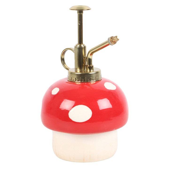 Mushroom-shaped plant sprayer