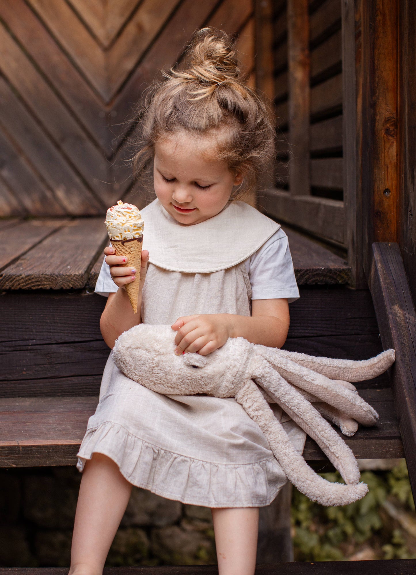 Small plush octopus | powder