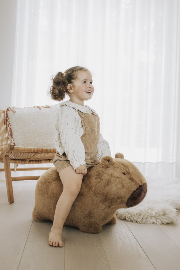 Capybara doux et rebondissant - Wild & Soft