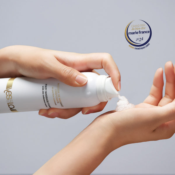 CRACKLING MASSAGE FOAM with an indecent scent