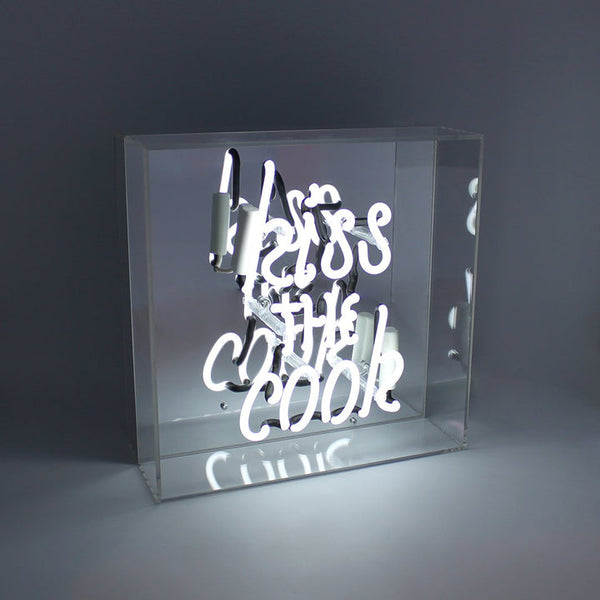 Néon KISS THE COOK Locomocean | Boutique d'objets cadeaux designs