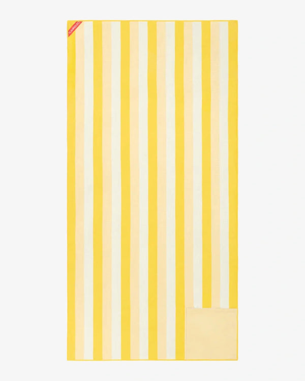 Microfiber beach towel with magnets – AURA