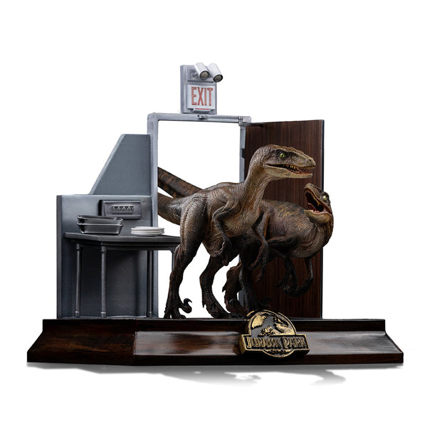 Raptor Statue at the Kitchen's Door - Jurassic Park - Art Scale 1/10 - Jurassic World