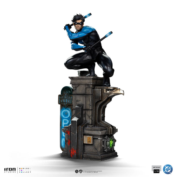 Nightwing Statue - DC Comics - Art Scale 1/10
