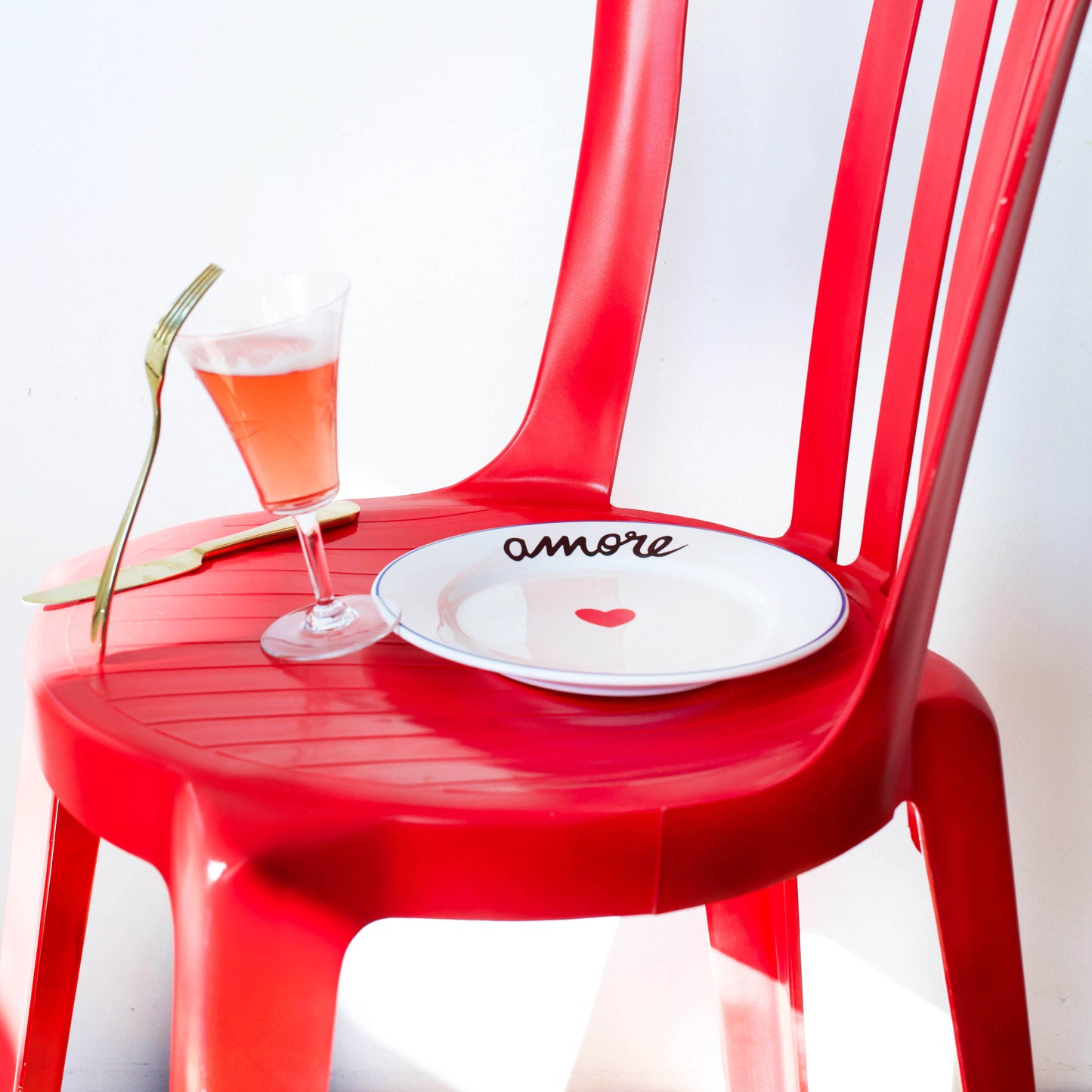 The Family's Having a Blast - Amore Plate