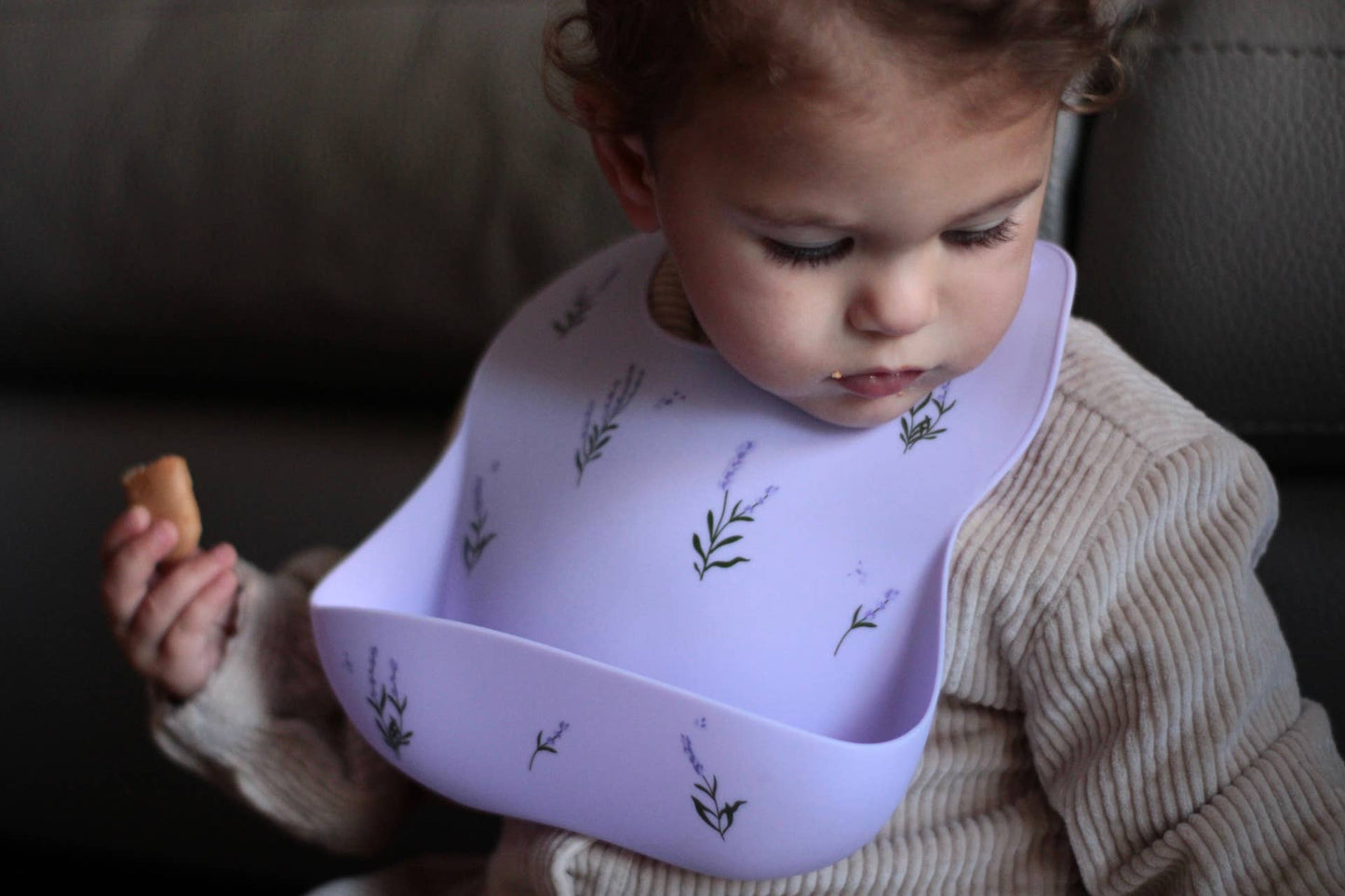 Shayan silicone bib, lavender - lilac
