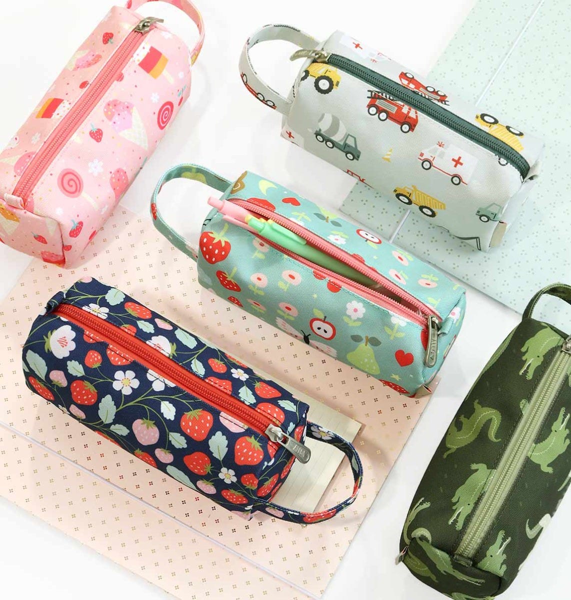 Trousse enfant - Véhicules – vue 5 – A Little Lovely Company