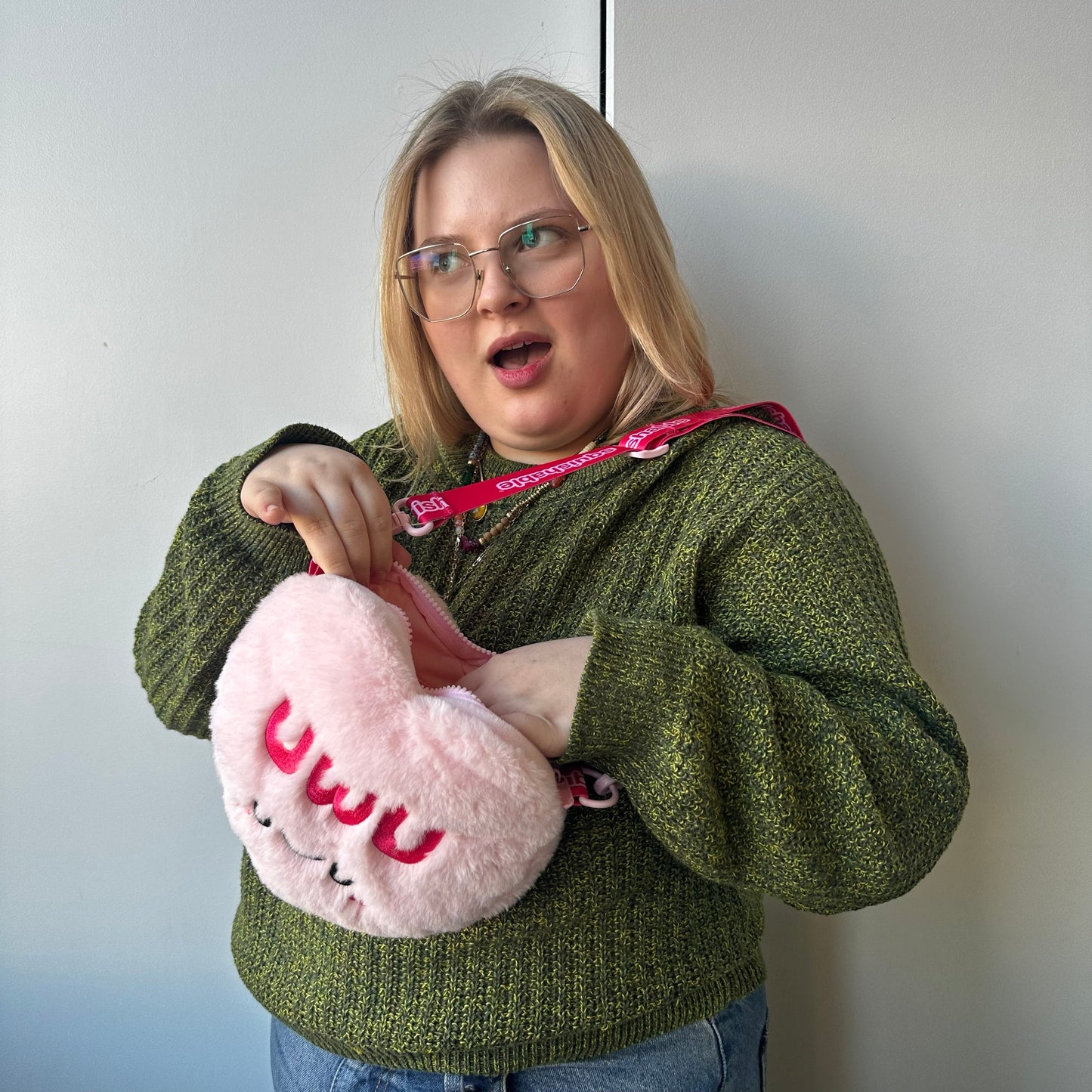 Sac Bandoulière Squishable – Cœur Bonbon UWU