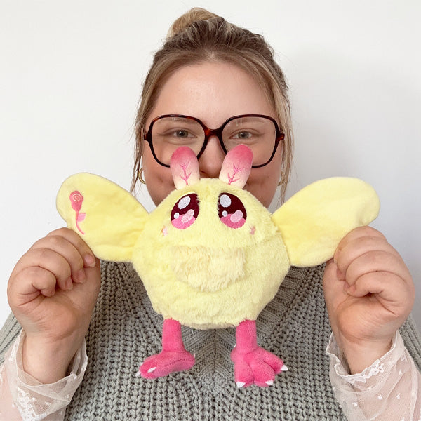 Peluche Alter Egos Série 14 – Rosy Maple Mothman