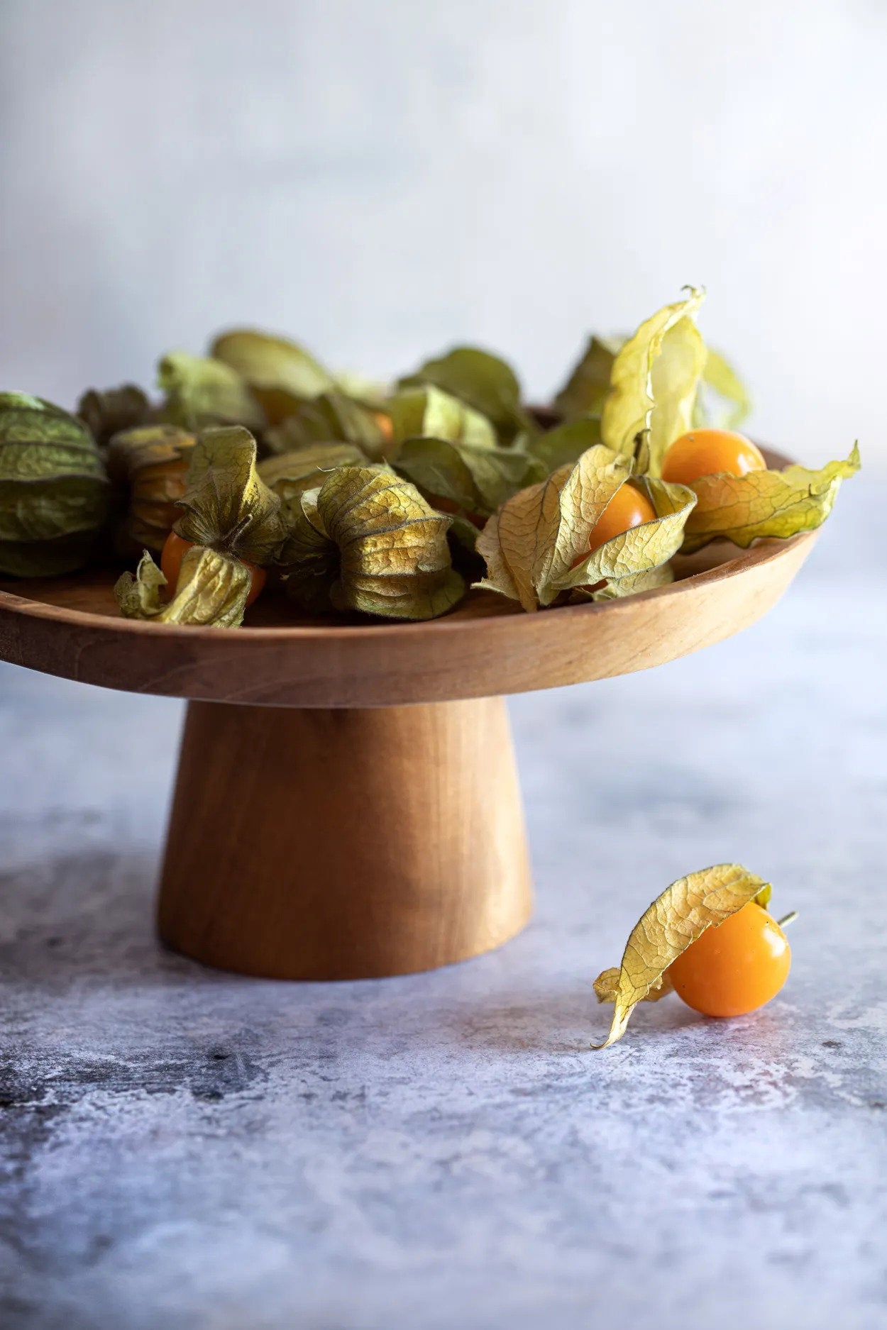 Plat à gâteau en racine de teck – S