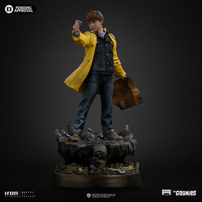 Pre-Order - Mikey Walsh Statue - The Goonies - Art Scale 1/10 - Iron Studios