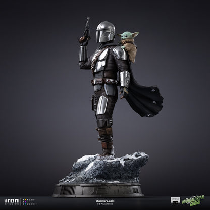 Pre-Order - Mandalorian and Grogu Statue - The Mandalorian and Grogu Movie - Art Scale 1/10 - Iron Studios