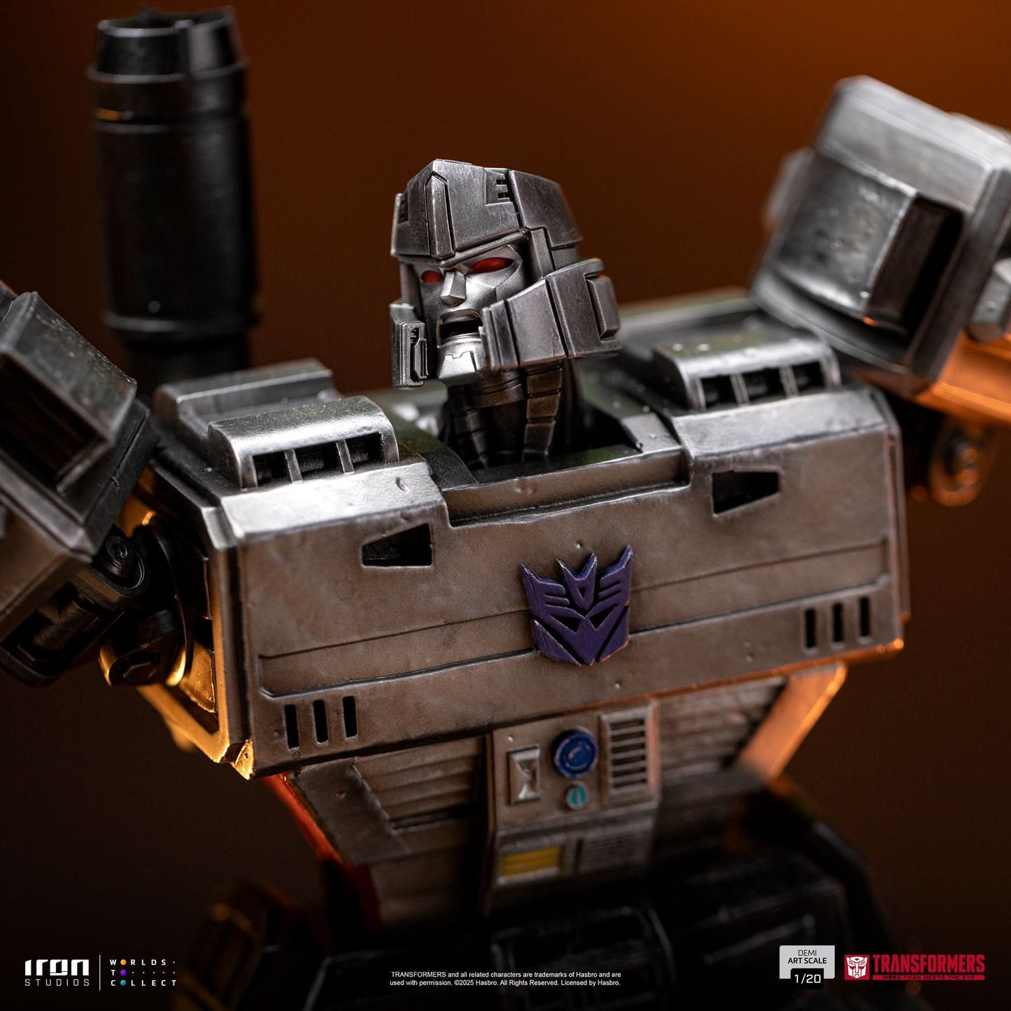 Statue Megatron - Transformers - Demi Scale 1/20
