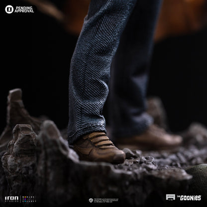 Pre-Order - Mikey Walsh Statue - The Goonies - Art Scale 1/10 - Iron Studios