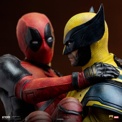 Deadpool and Wolverine Statue - Deadpool & Wolverine - Art Scale 1/10 - Iron Studios