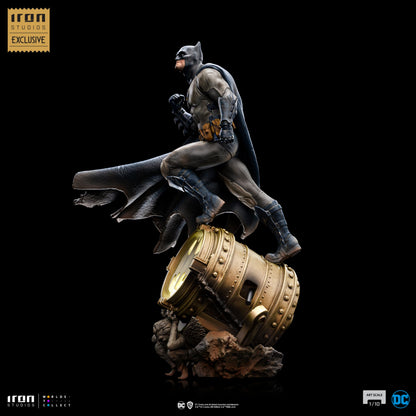 Batman Deluxe Statue (2023 Event Exclusive) - DC Comics - Art Scale 1/10 - Iron Studios