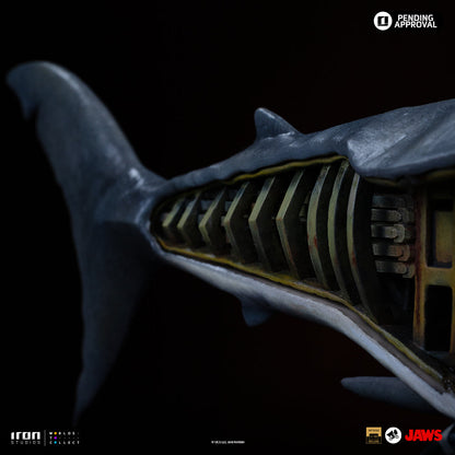 Pre-Order - Steven Spielberg Statue (Jaws 50th Anniversary) - Jaws - Art Scale 1/10 - Iron Studios
