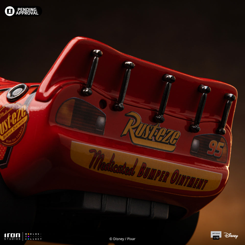 Pre-Order - Lightning McQueen Statue - Cars - Art Scale 1/10 - Iron Studios