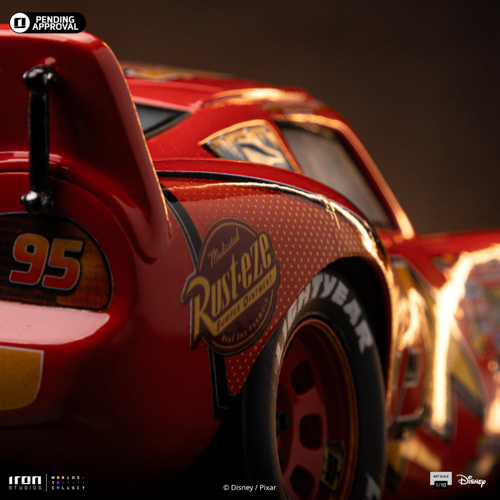 Pre-Order - Lightning McQueen Statue - Cars - Art Scale 1/10 - Iron Studios