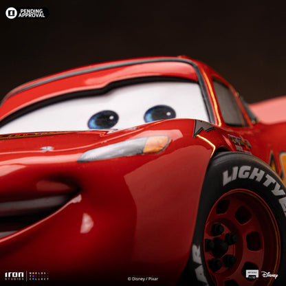 Pre-Order - Lightning McQueen Statue - Cars - Art Scale 1/10 - Iron Studios