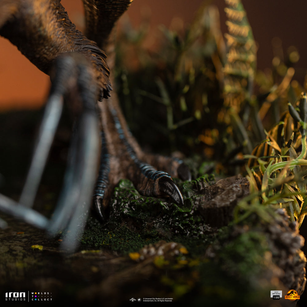 Therizinosaurus Statue - Jurassic World: Dominion - Demi Scale 1/20 - Iron Studios