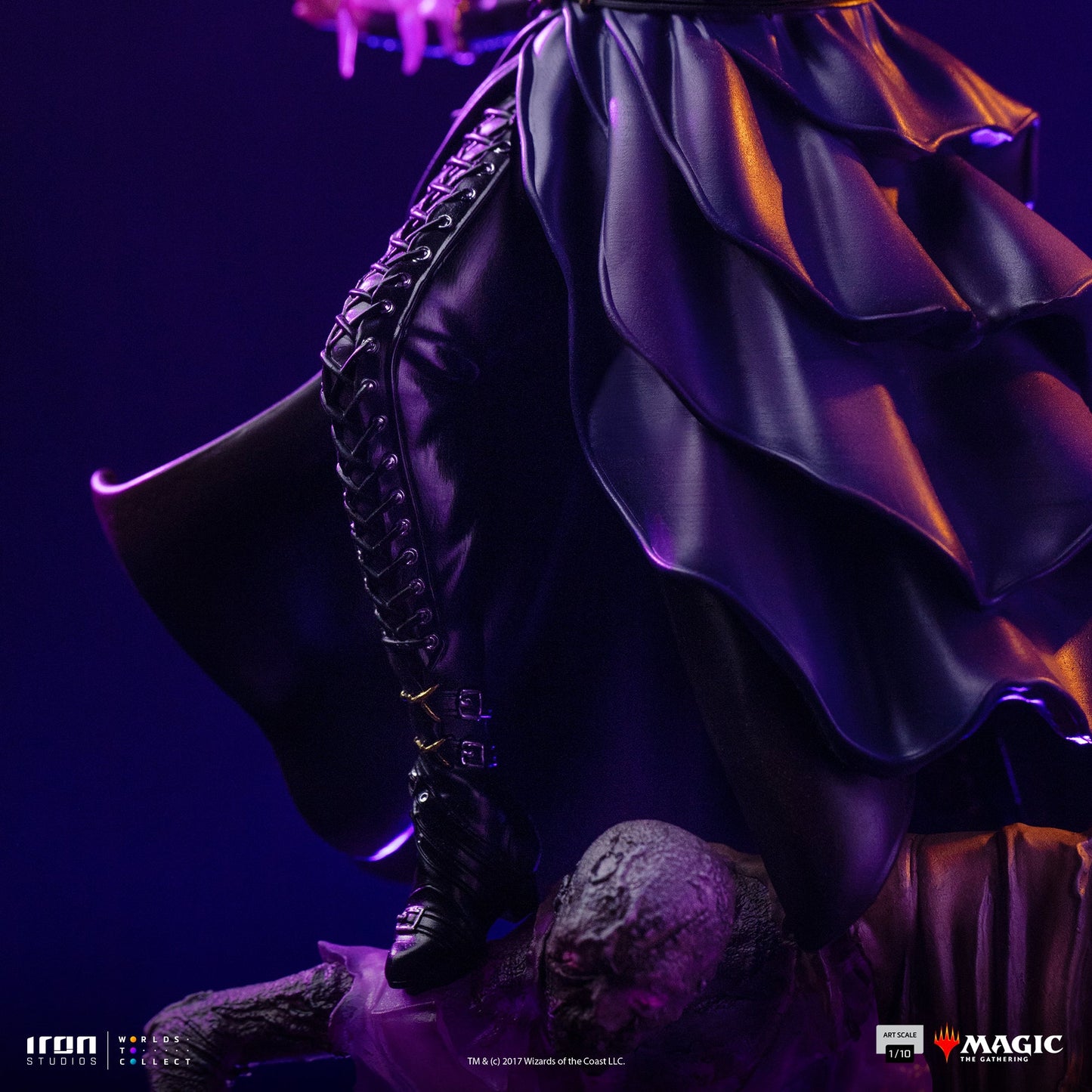 Pre-Order - Liliana Vess Statue - Magic: The Gathering - Deluxe Art Scale 1/10 - Iron Studios