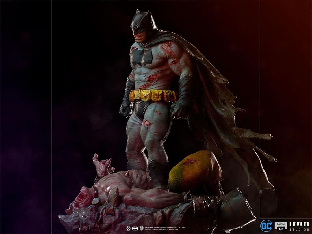 Batman - The Dark Knight Returns - DC Comics - 1/6 Diorama - Iron Studios