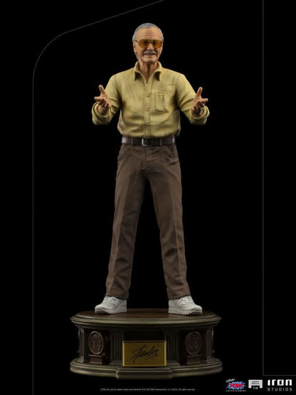 Stan Lee Statue - Pow - Legacy Replica 1/4 - Iron Studios