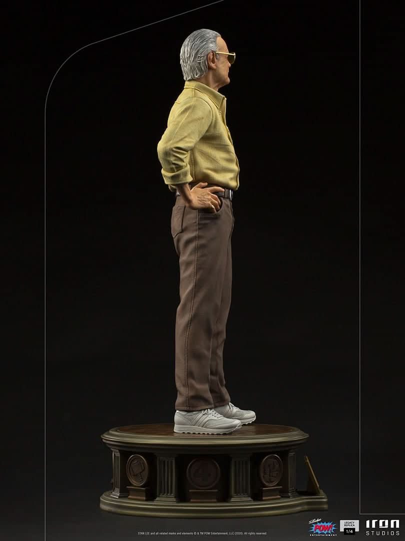 Stan Lee Statue - Pow - Legacy Replica 1/4 - Iron Studios