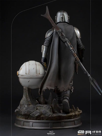 Statue The Mandalorian and The Child - Star Wars: The Mandalorian - Legacy Replica 1/4