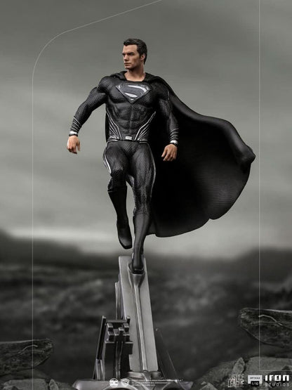 Statue Superman Black Suit - Justice League - Art Scale 1/10