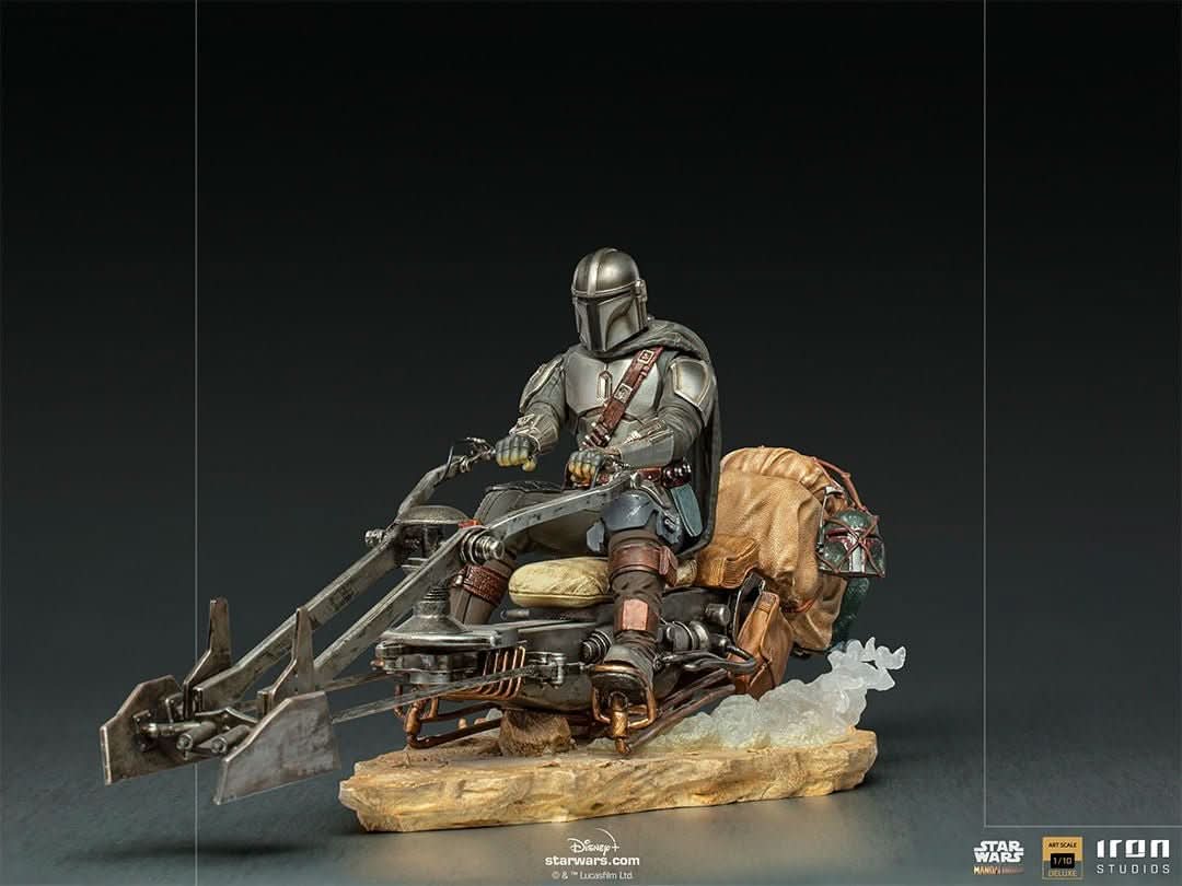 The Mandalorian on Speeder Bike Statue - Star Wars: The Mandalorian - Art Scale 1/10 - Iron Studios