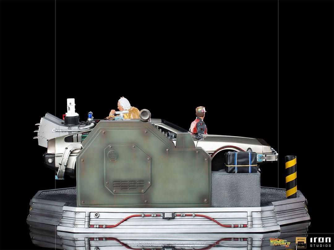 Delorean Full Set Deluxe Statue - Back to the Future II - Art Scale 1/10 - Iron Studios