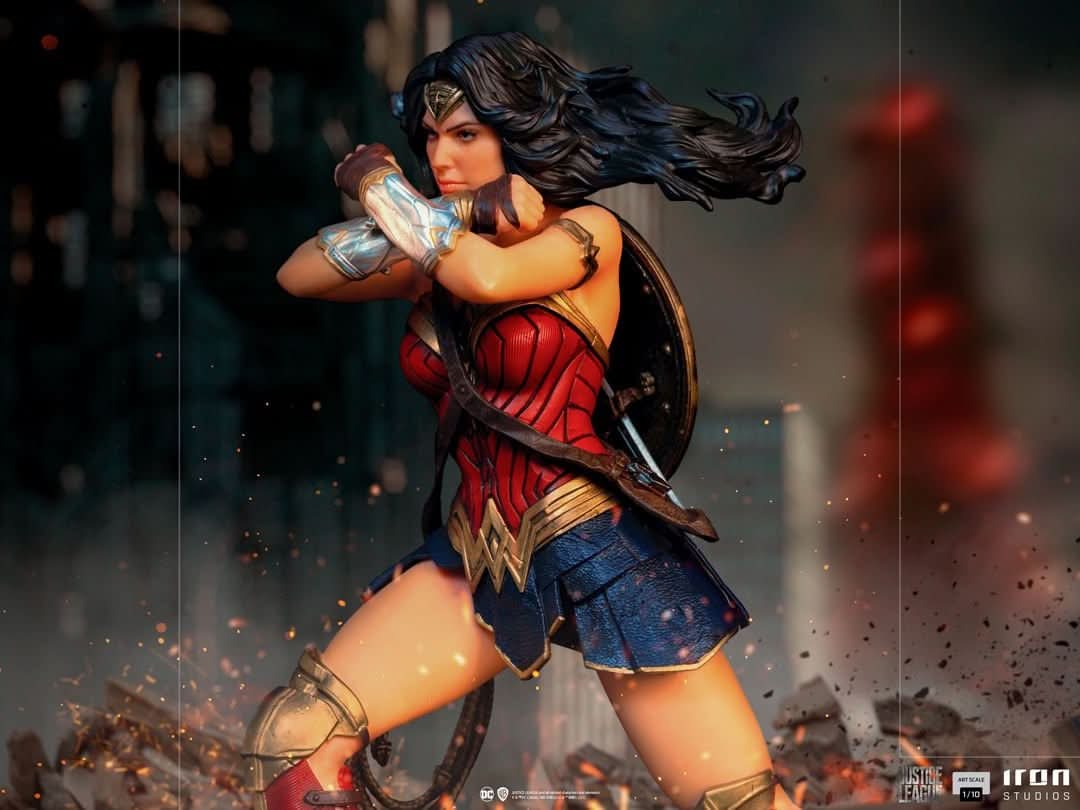 Wonder Woman Statue - Zack Snyder's Justice League - BDS Art Scale 1/10 - Iron Studios