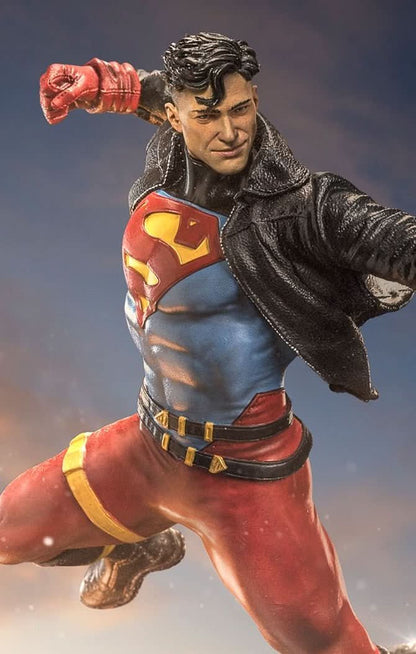 Superboy Statue - DC Comics - Art Scale 1/10 - Iron Studios