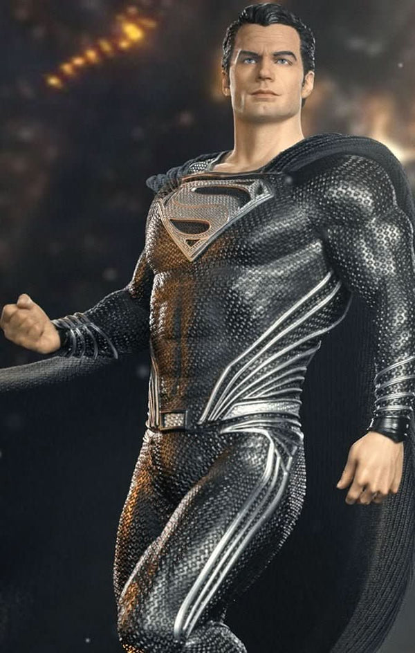 Superman Black Suit Statue - Zack Snyder's Justice League - Legacy Replica 1/4