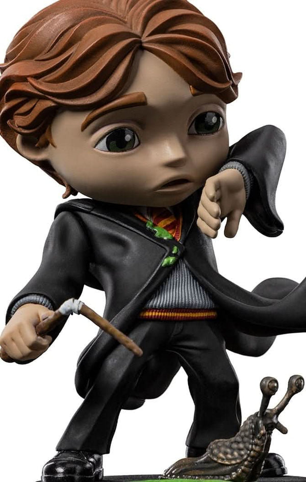 Ron Weasley Broken Wand Figure - Harry Potter - Mini Co.