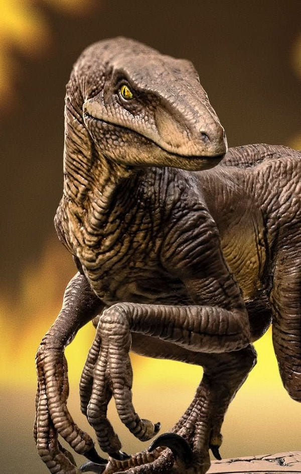 Velociraptor C Statue - Jurassic Park - Icons - Jurassic World
