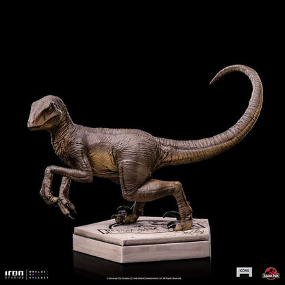 Velociraptor Statue C - Jurassic Park - Icons - Iron Studios