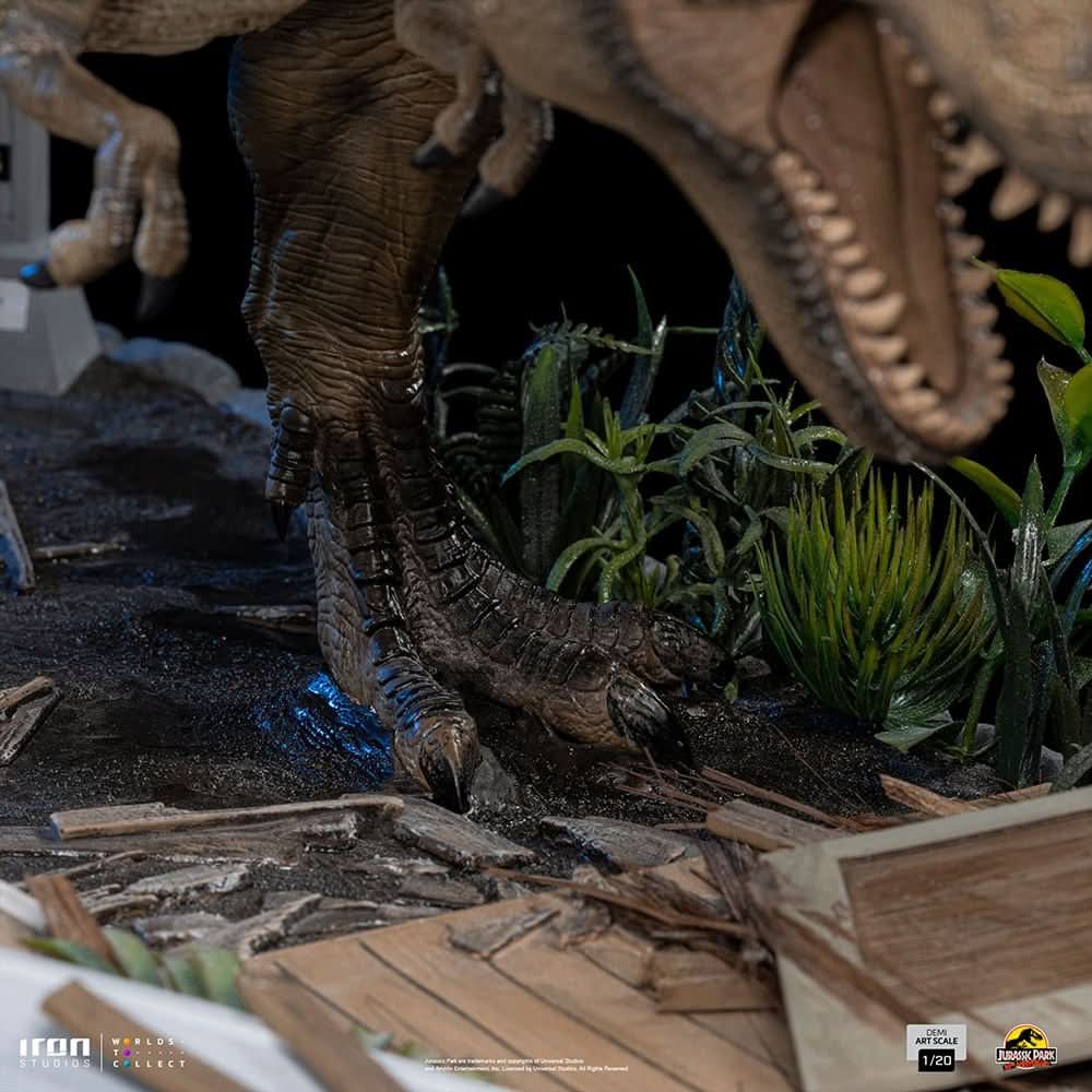 Statue T-Rex Attack Donald Gennaro - Jurassic Park - 1/20 Scale - Iron Studios