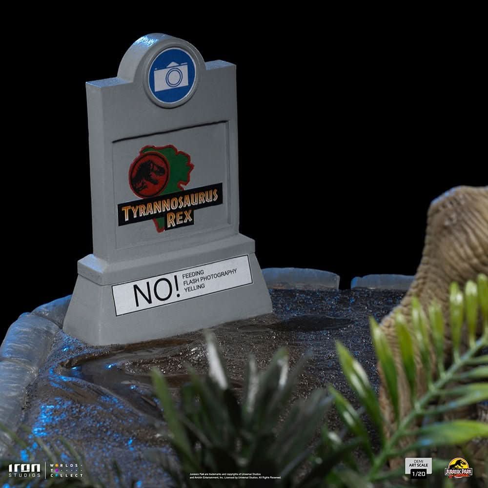 Statue T-Rex Attack Donald Gennaro - Jurassic Park - 1/20 Scale - Iron Studios