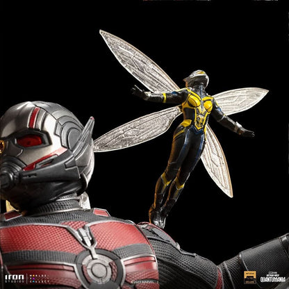Ant-Man and The Wasp Deluxe Statue - Ant-Man and The Wasp: Quantumania - Art Scale 1/10 - Iron Studios