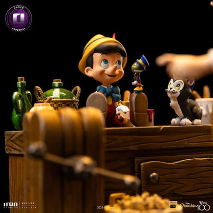 Pinocchio Deluxe Statue - Disney 100th - Pinocchio - Art Scale 1/10 - Iron Studios