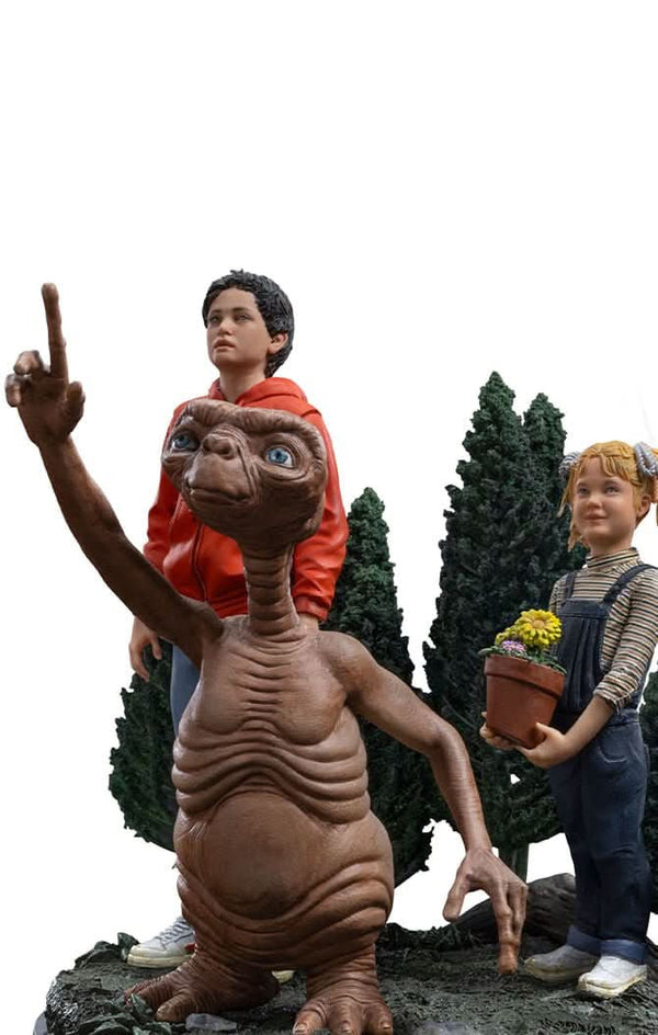 E.T. Elliot and Gertie Deluxe Statue - E.T. The Extra-Terrestrial - Art Scale 1/10