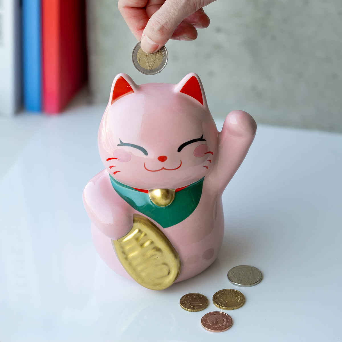 Salvadanaio a forma di gatto fortunato rosa