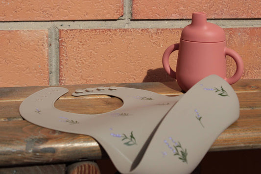 Shayan Lavender silicone bib - clay